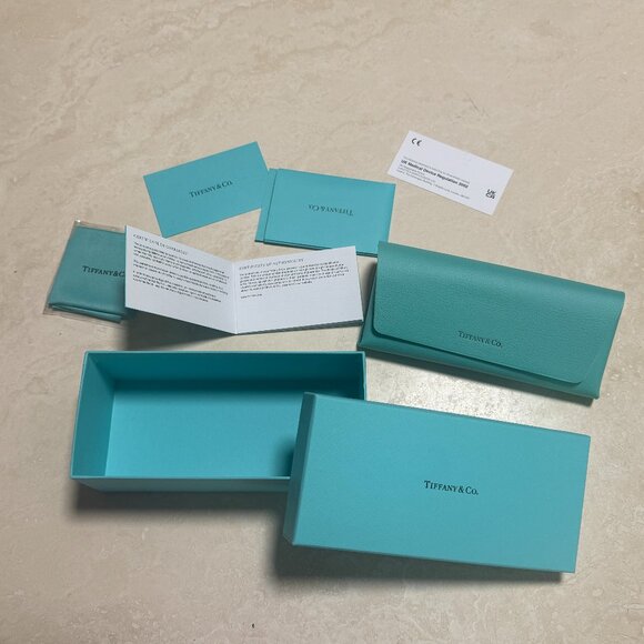 Tiffany & Co. Glasses Case w/ Gift Box, Certificate & Cleaning Cloth, NWOT - Picture 1 of 9